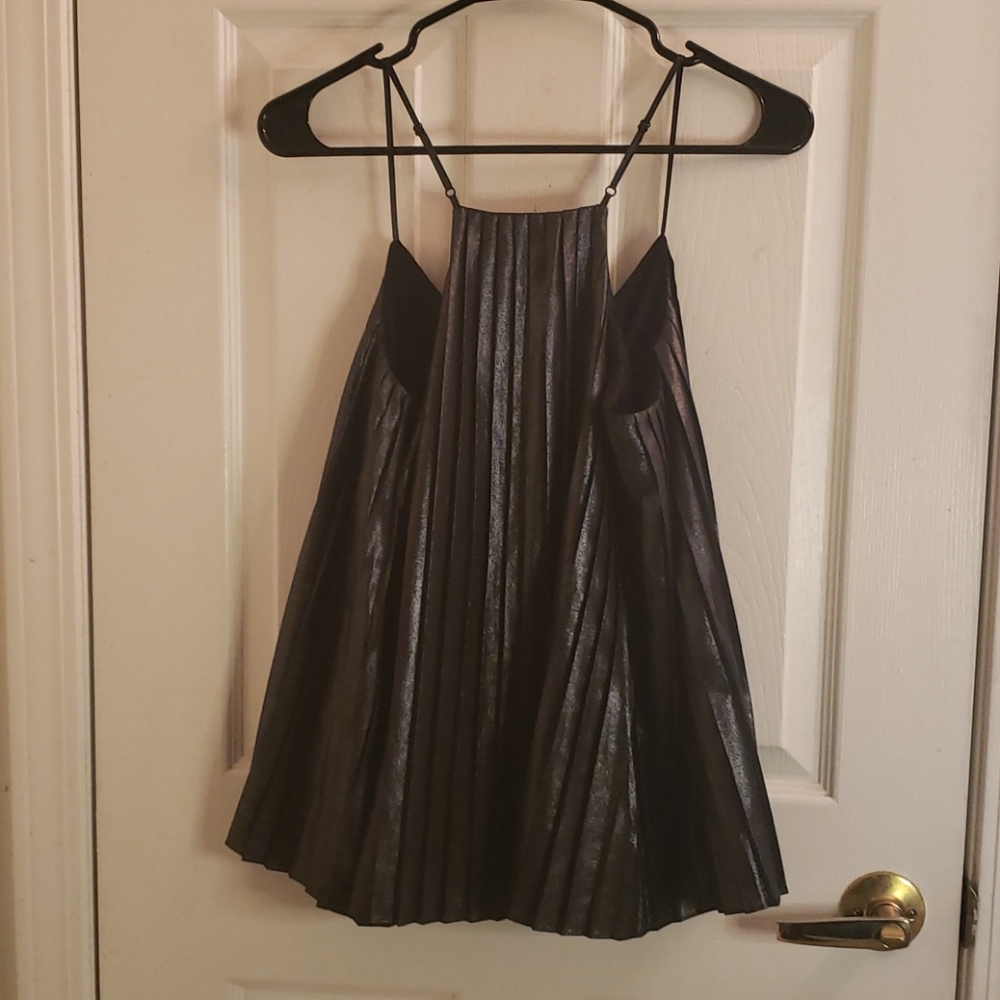 Express Metallic Gray Tank Small - Picture 7 of 7